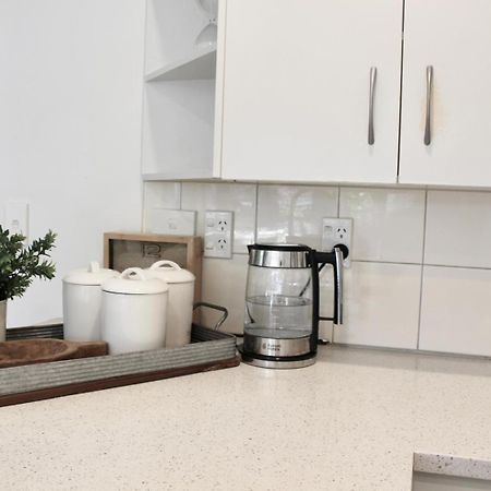 5-Min Walk To Village - Havelock North Holiday Home With Spa Pool Extérieur photo