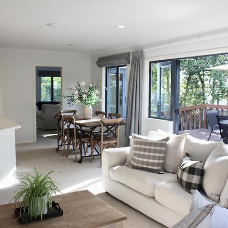 5-Min Walk To Village - Havelock North Holiday Home With Spa Pool Extérieur photo
