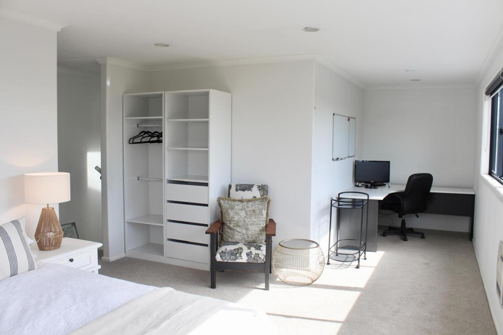5-Min Walk To Village - Havelock North Holiday Home With Spa Pool Extérieur photo