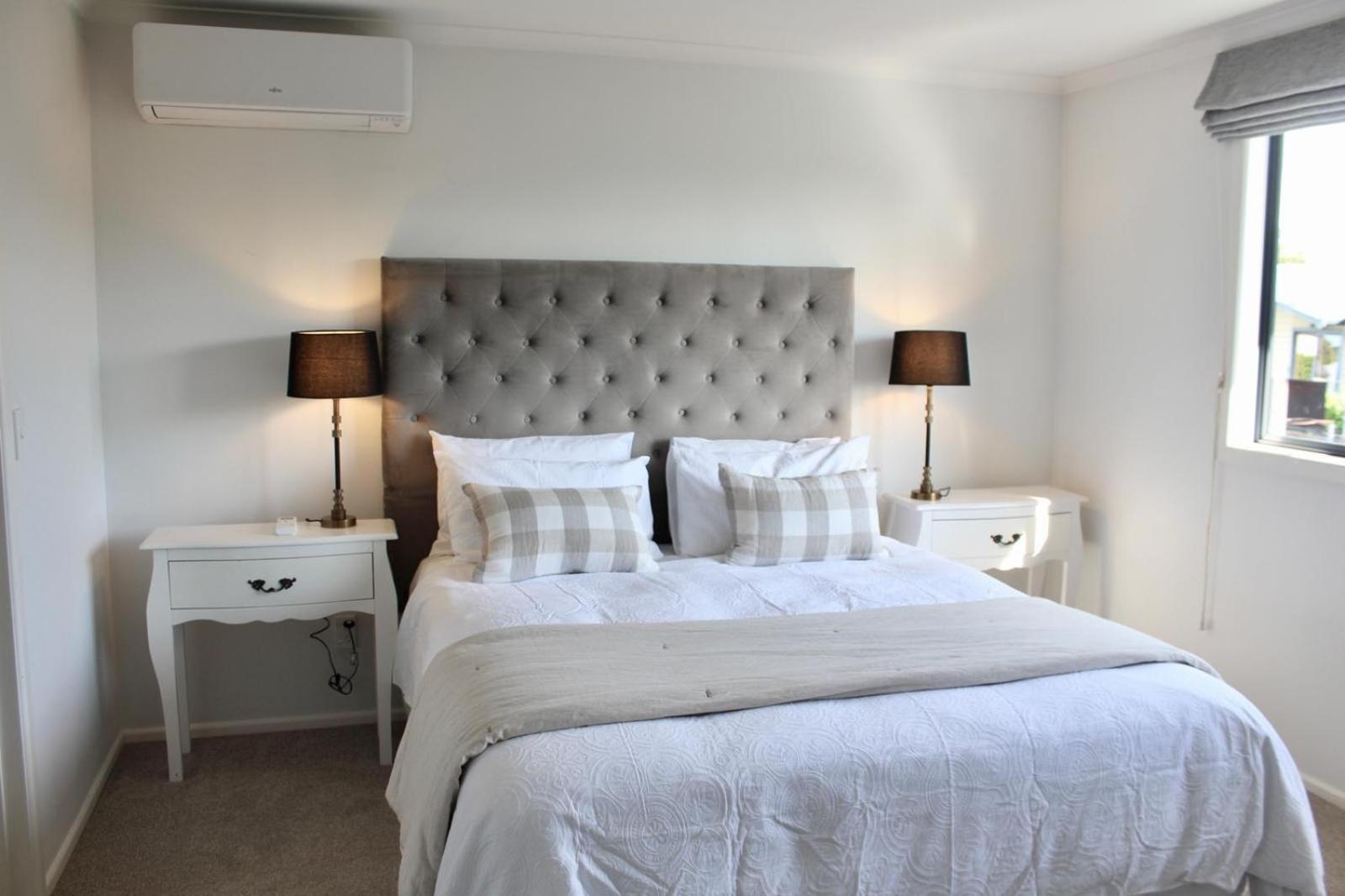 5-Min Walk To Village - Havelock North Holiday Home With Spa Pool Extérieur photo